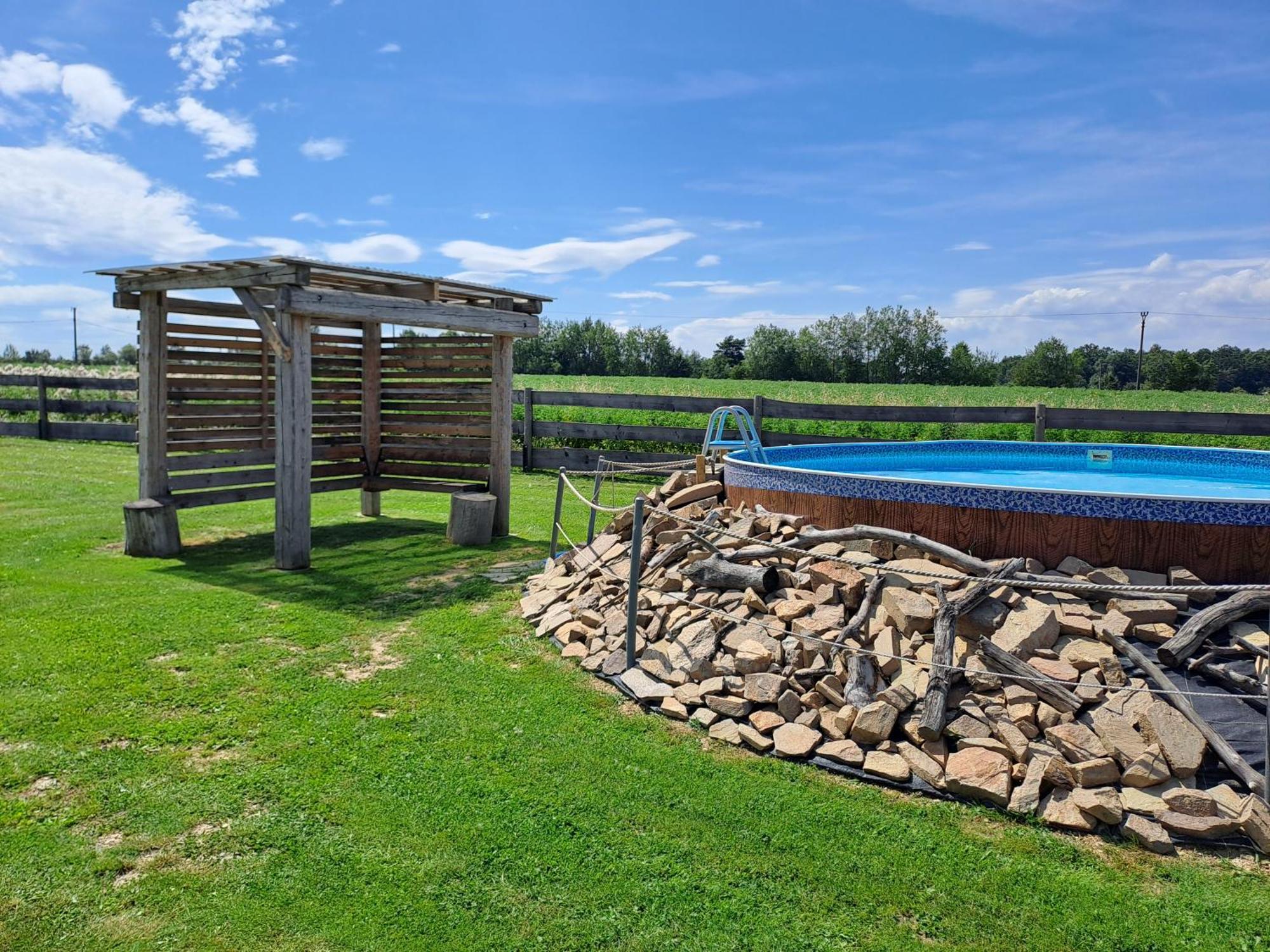 Wellness Srub U Holubu Villa Malsice Eksteriør billede